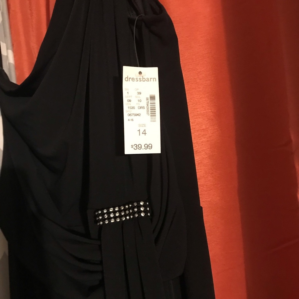 Black one shoulder cocktail dress - Picture 3 of 3